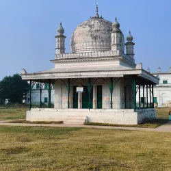 Hazarduari Palace - Murshidabad
