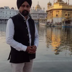 Stupa 18 Art Gallery - Noida