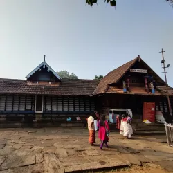 Thirumandhamkunnu Temple - Perinthalmanna