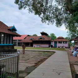 Thirumandhamkunnu Temple - Perinthalmanna