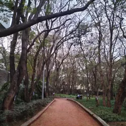 Bund Garden (Mahatma Gandhi Udyan) - Pune