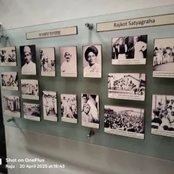 Kaba Gandhi No Delo - Rajkot