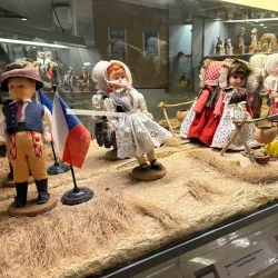 Rotary Dolls Museum - Rajkot