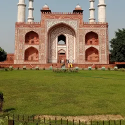 Sikandra Tomb (nearby) - Shikohabad