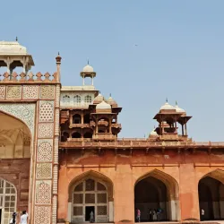 Sikandra Tomb (nearby) - Shikohabad