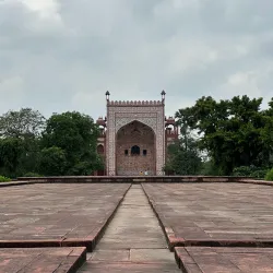 Sikandra Tomb (nearby) - Shikohabad