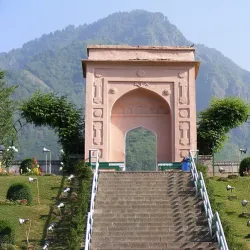Mughal Gardens - Srinagar