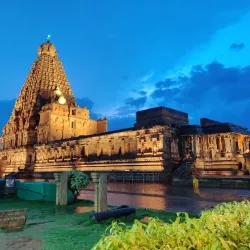 Brihadeeswarar Temple - Thanjavur