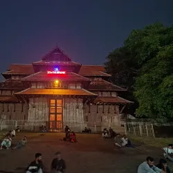 Vadakkunnathan Temple - Thrissur