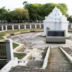 Gunongan Historical Park - Banda Aceh