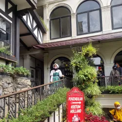 Farmhouse Lembang - Bandung