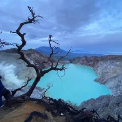 Ijen Crater (Kawah Ijen) - Banyuwangi
