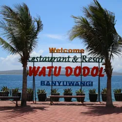 Watu Dodol Beach - Banyuwangi