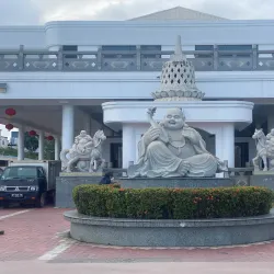 Maha Vihara Duta Maitreya Temple - Batam
