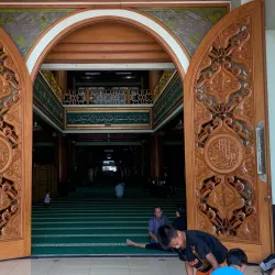Masjid Agung Al-Barkah Bekasi - Bekasi