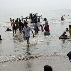 Pantai Anyer (Anyer Beach) - Cilegon