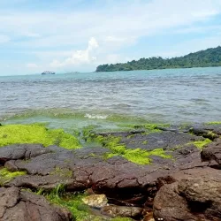 Pulau Merak Beach - Cilegon