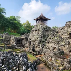 Taman Sari Gua Sunyaragi - Cirebon