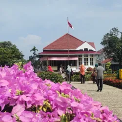 Bung Karno Exile House - Ende