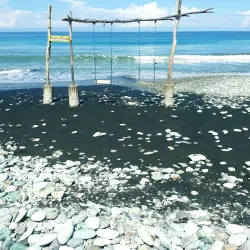 Penggajawa Beach (Blue Stone Beach) - Ende