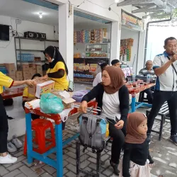 Gresik Traditional Market (Pasar Gresik) - Gresik