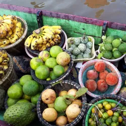 Banjarmasin Floating Market - Kalimantan