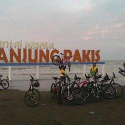Pantai Tanjung Pakis - Karawang