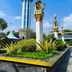 Alun-Alun Madiun - Madiun
