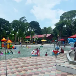 Taman Rekreasi Ria Madiun - Madiun