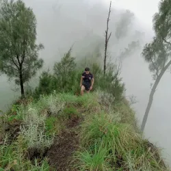 Puncak Nganjuk (Nganjuk Peak) - Nganjuk