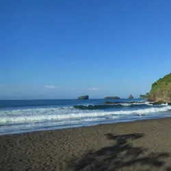 Watu Ulo Beach - Pasuruan