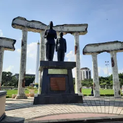 Heroes Monument (Tugu Pahlawan) - Surabaya
