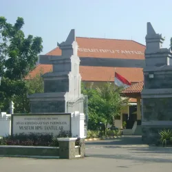 Mpu Tantular Museum - Surabaya