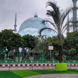 Al-Azhom Grand Mosque - Tangerang