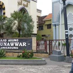 Tulungagung Great Mosque (Masjid Agung Tulungagung) - Tulungagung