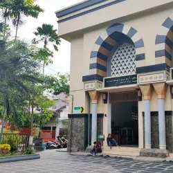 Tulungagung Great Mosque (Masjid Agung Tulungagung) - Tulungagung