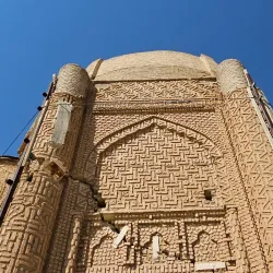 Kharaghan Twin Towers - Abyek