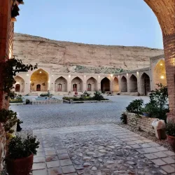 Historic Caravanserai - Fasā