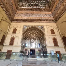 Chehel Sotoun Palace - Isfahan (Esfahan)