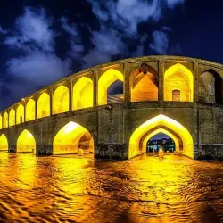Si-o-se-pol Bridge - Isfahan (Esfahan)