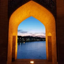 Si-o-se-pol Bridge - Isfahan (Esfahan)