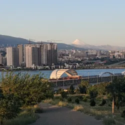 Chitgar Forest Park - Pardis