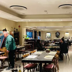 Local Cuisine Experiences - 'anah