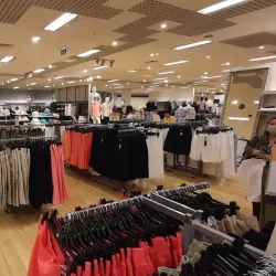 Douglas Court Shopping Centre - Douglas