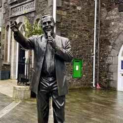 Joe Dolan Statue - Mullingar