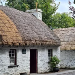 Bunratty Castle and Folk Park - Shannon
