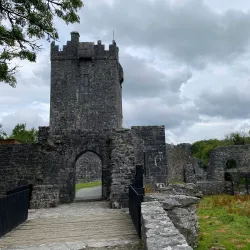 Aughnanure Castle - Westport