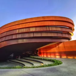 Holon Design Center - Holon