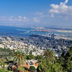 Bahá'í Gardens, Haifa - Nesher