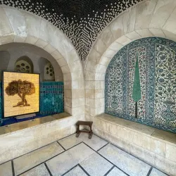 Local Art Galleries and Workshops - Tzur Hadassah